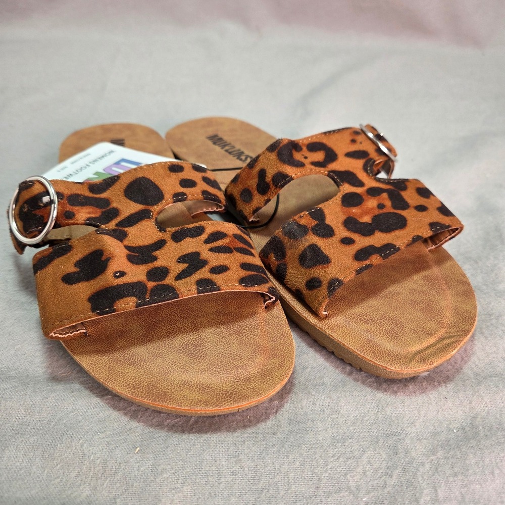 Muk Luks Sandals Tan Leopard Print Buckle Slide Boho Size 8